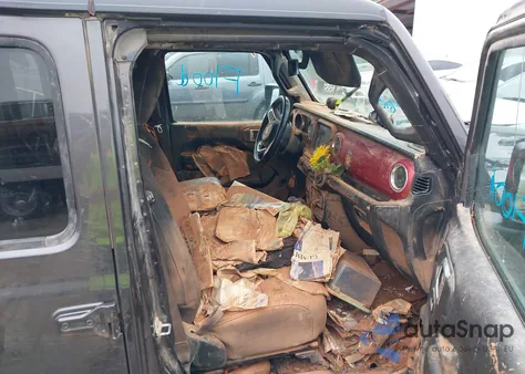 2021 Jeep Wrangler Unlimited Rubicon 4X4 from USA, damaged, VIN 1C4HJXFN0MW780029